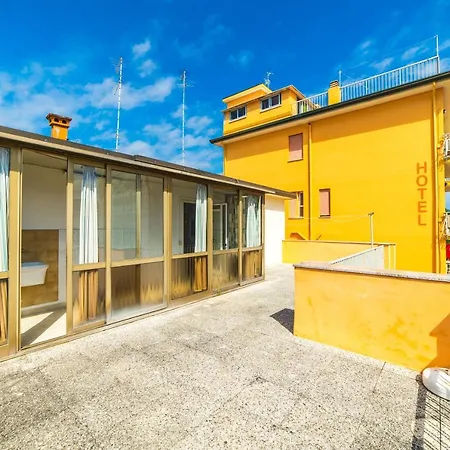 Uliana House 基奥贾